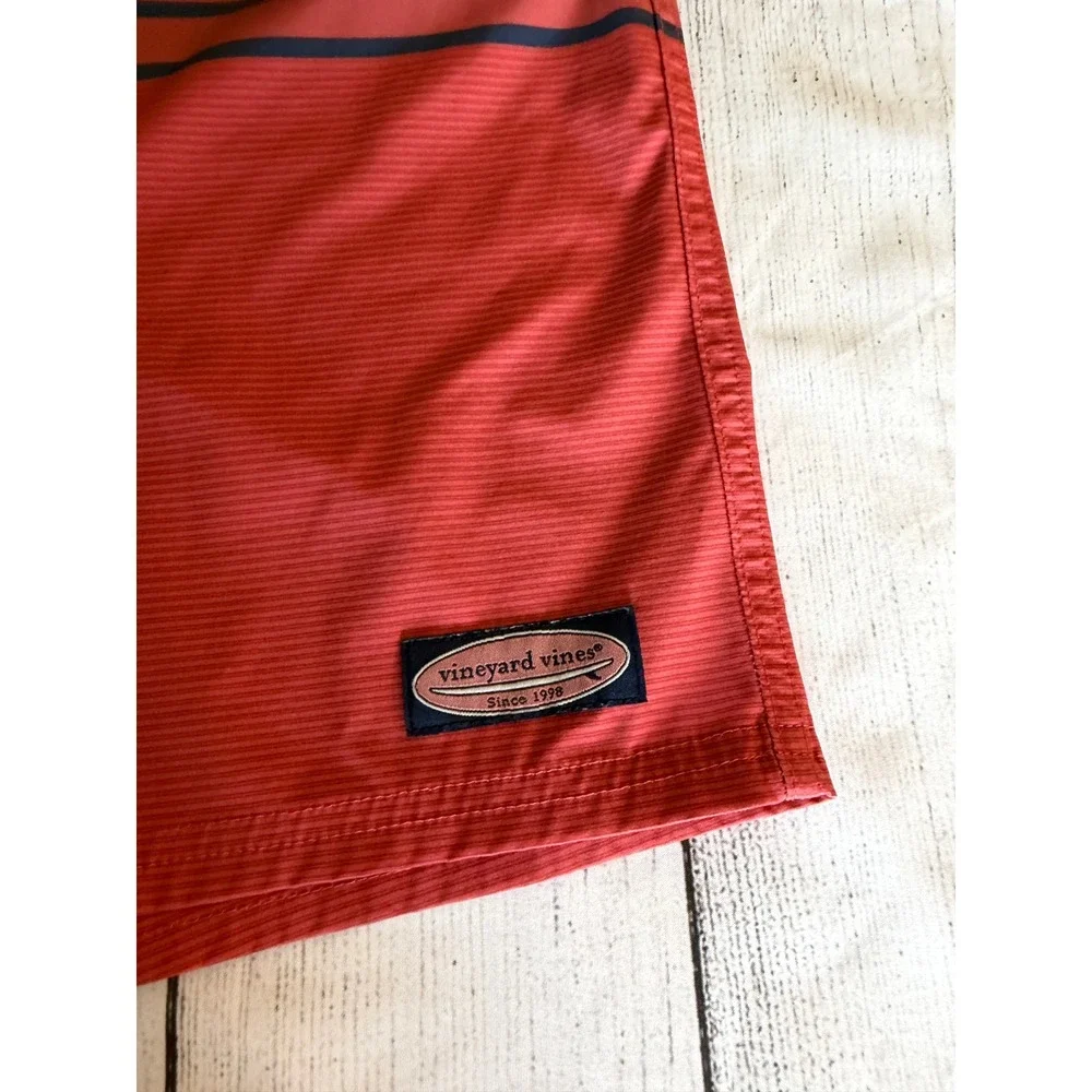 Vineyard Vines Mens Performance Board Shorts Red Navy Striped Swim Trunks 33